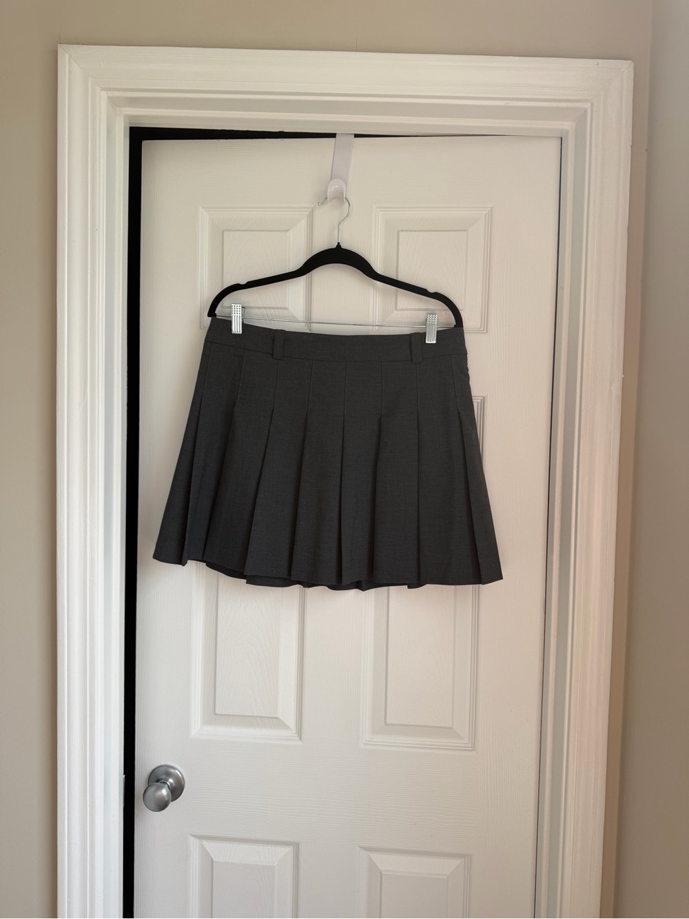 Aritzia Pleated Mini Skirt in Charcoal Gray